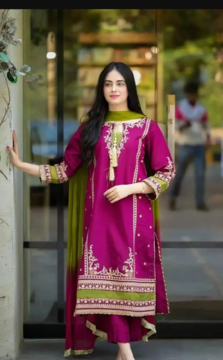 Elegant Pink Embroidered 3 Piece Lawn Suit with Gota Work Dupatta – Stylish Pakistani Summer Outfit for Women