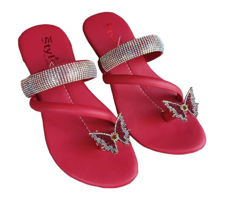 Stylish Pink Women’s Flats – Comfortable Beaded PVC Flats for Everyday Fashion