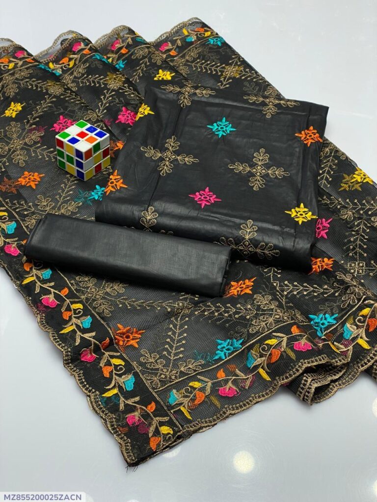 Elegant Black Sequins Embroidered Lawn 3 Piece Suit With Chiffon Dupatta – Festive & Party Wear for Women in Pakistan