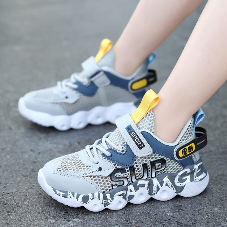Lightweight Mesh Sneakers for Kids in Pakistan – Breathable Summer Sports Shoes for Daily Comfort
