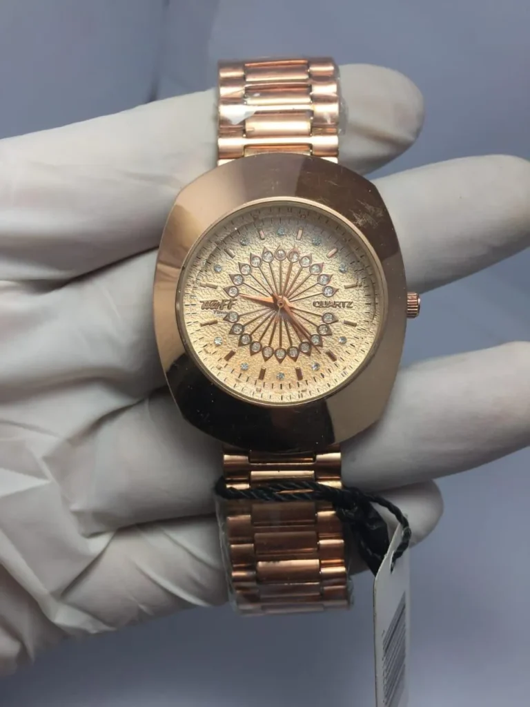Rose Gold Stainless Steel Watch for Men in Pakistan: Luxury Sunburst Flower Dial, Quartz Movement & Chain Strap